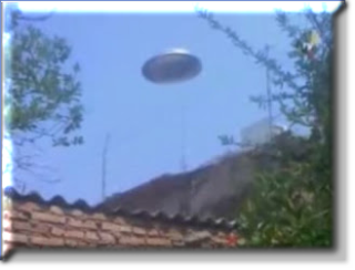 Bild: Scheiben - UFO /oder auch Fliegende Untertasse genannt / Ort: Mexico City